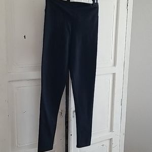 Yummie by Heather Thompson black leggings